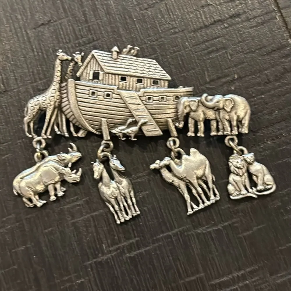 JJ Brand Brooch Noah's Ark Vintage Pin Horses, Geese, Elephants, Rhinos Animals​
